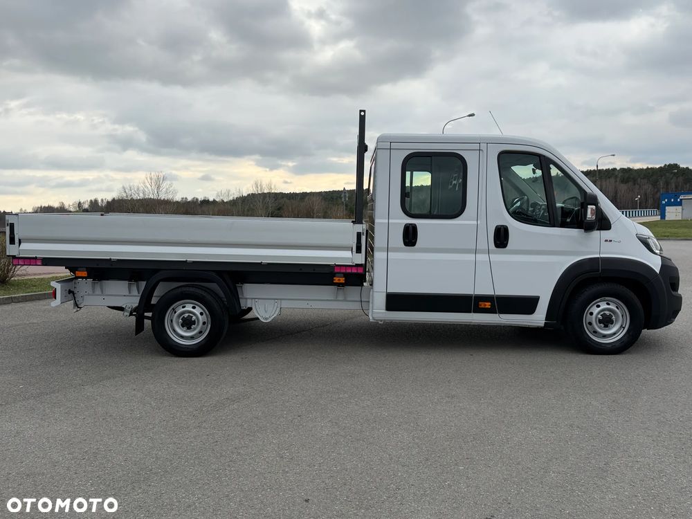 Fiat Ducato Doka 7 osób / Brygadowy / Paka 3.3m / Wzmacniany Maxi Koła 16" / Silnik Iveco 2.3 140km  / Ledy / Bogate wyposażenie / Zadbany jak nowy / 1 Właściciel / Salon PL / FV23% - 6