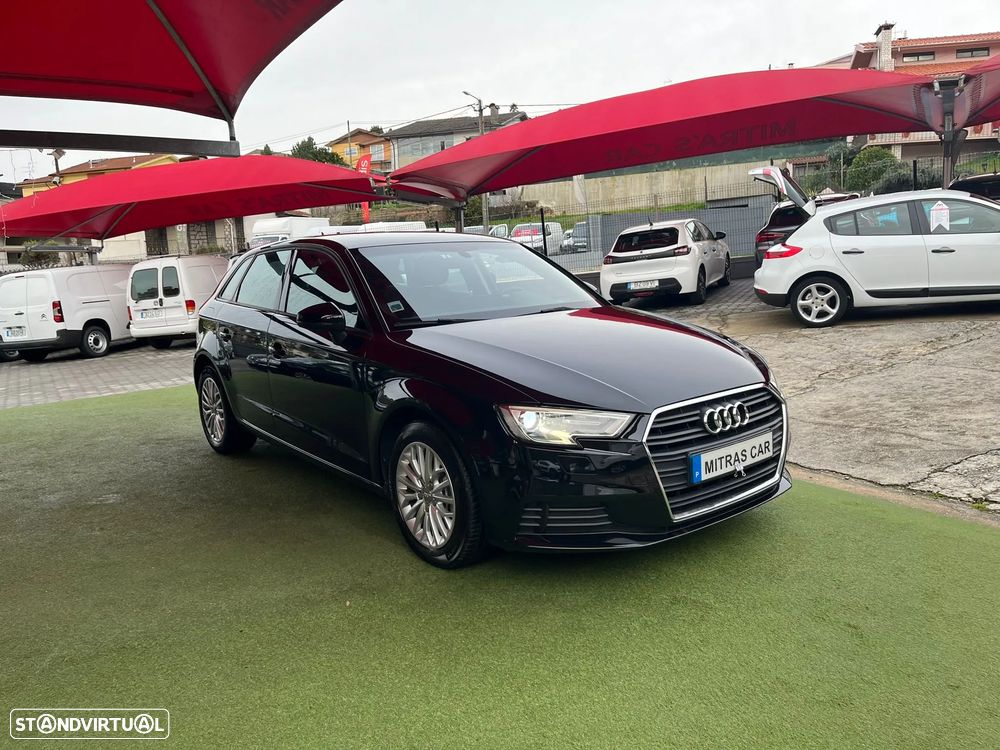 Audi A3 Sportback 1.6 TDI Attraction - 8