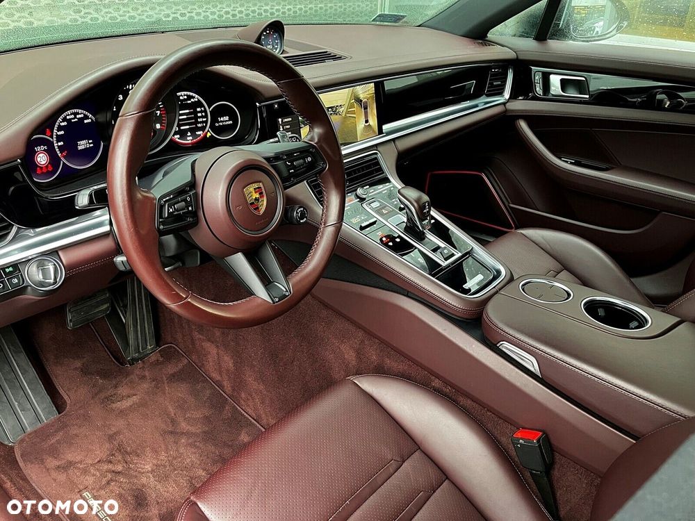 Porsche Panamera - 9