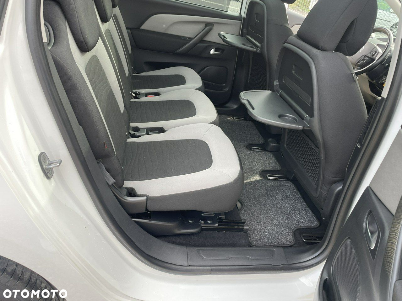 Citroën C4 Grand Picasso BlueHDi 120 EAT6 Business Class - 32