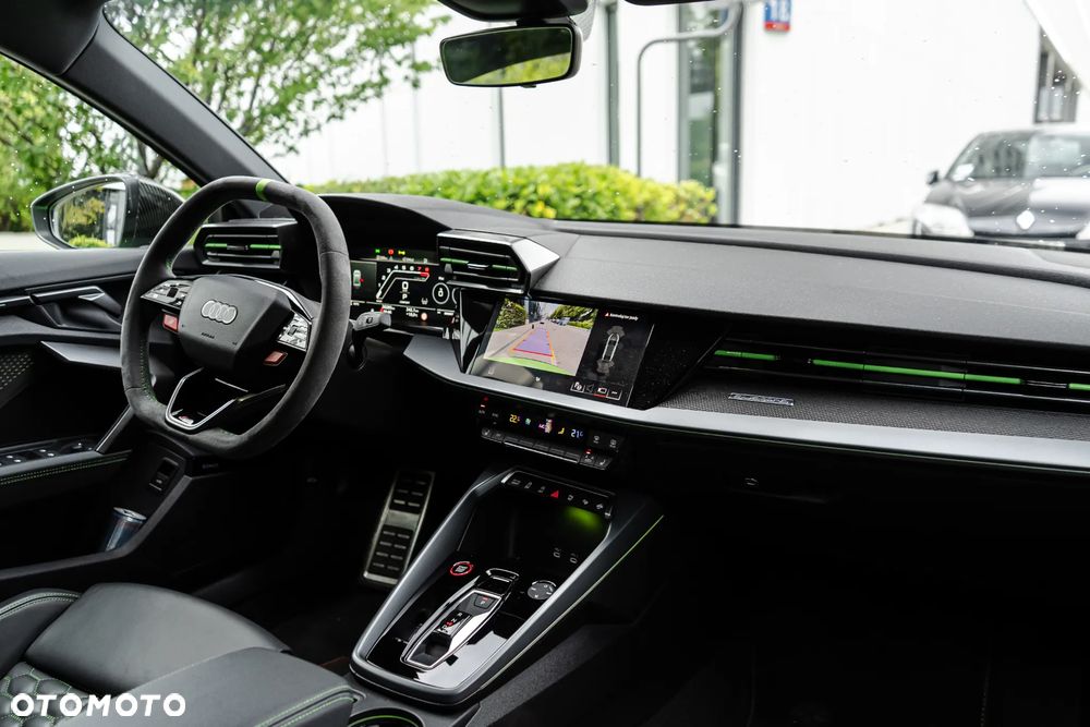Audi RS3 Limousine TFSI Quattro S tronic - 33