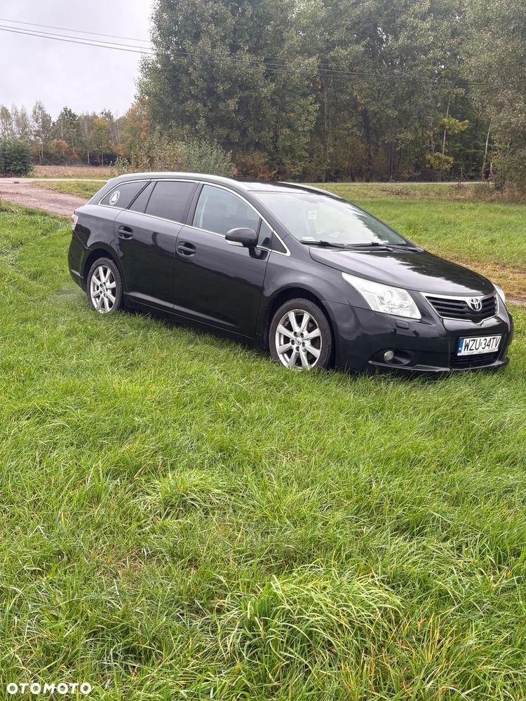 Toyota Avensis 1.8 Premium - 4