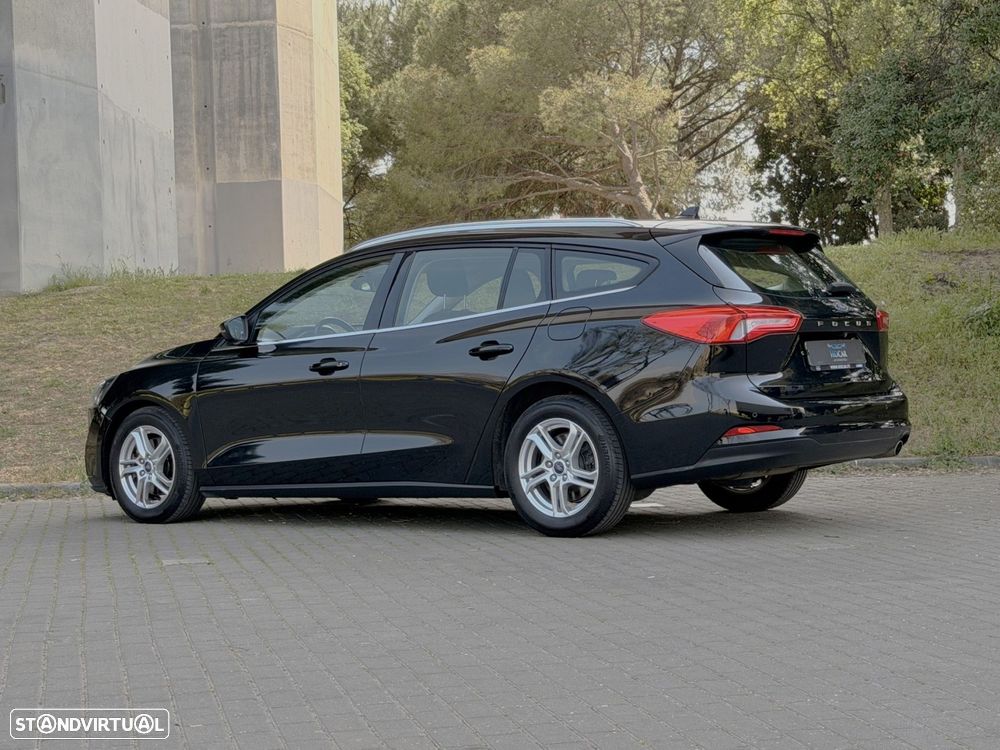 Ford Focus SW 1.5 TDCi EcoBlue Connected Aut. - 2