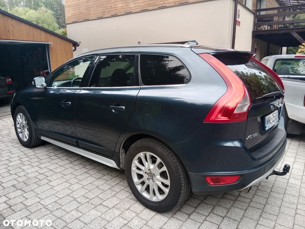 Volvo XC 60 - 4