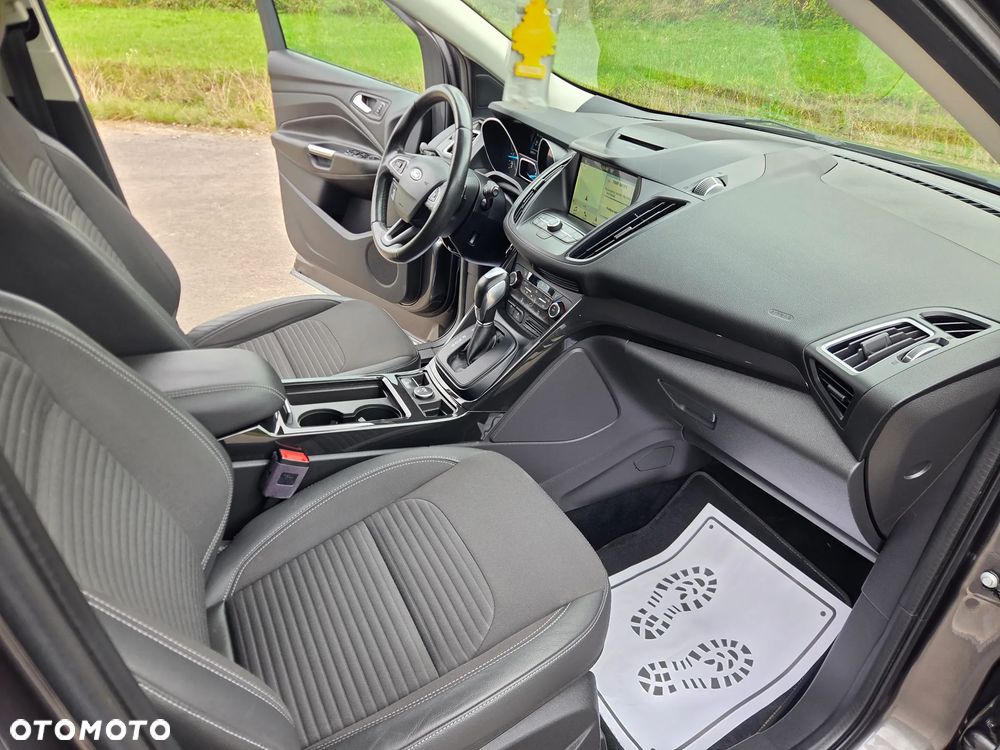 Ford Kuga - 15