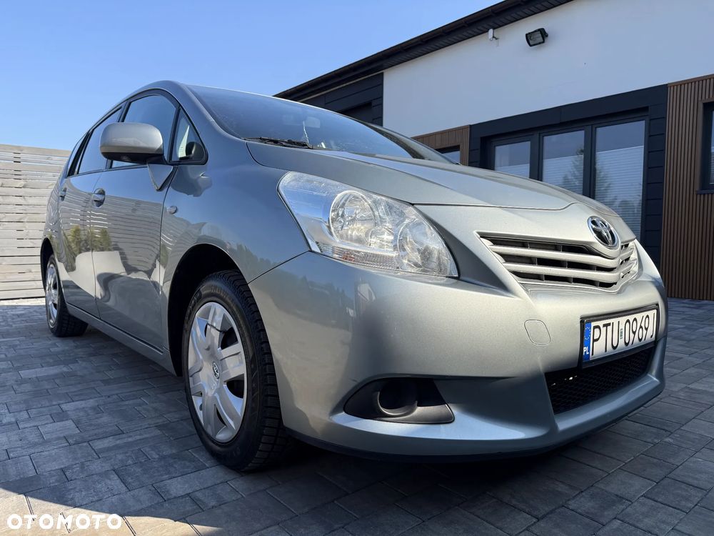 Toyota Verso 1.6 7-Sitzer Comfort - 2
