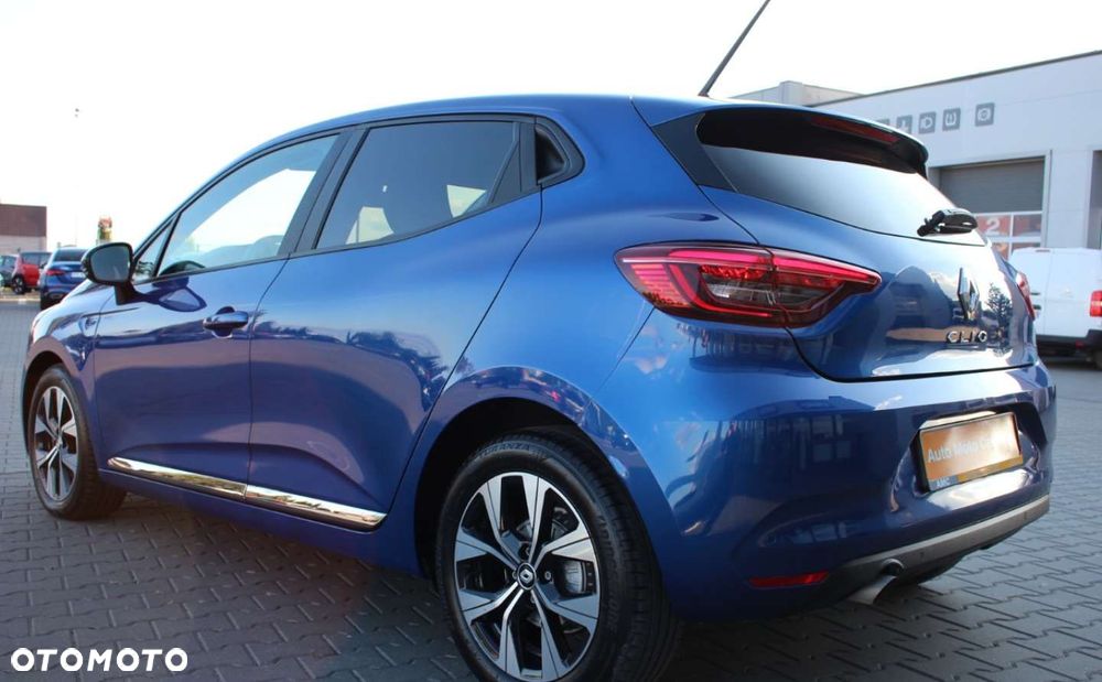 Renault Clio - 7