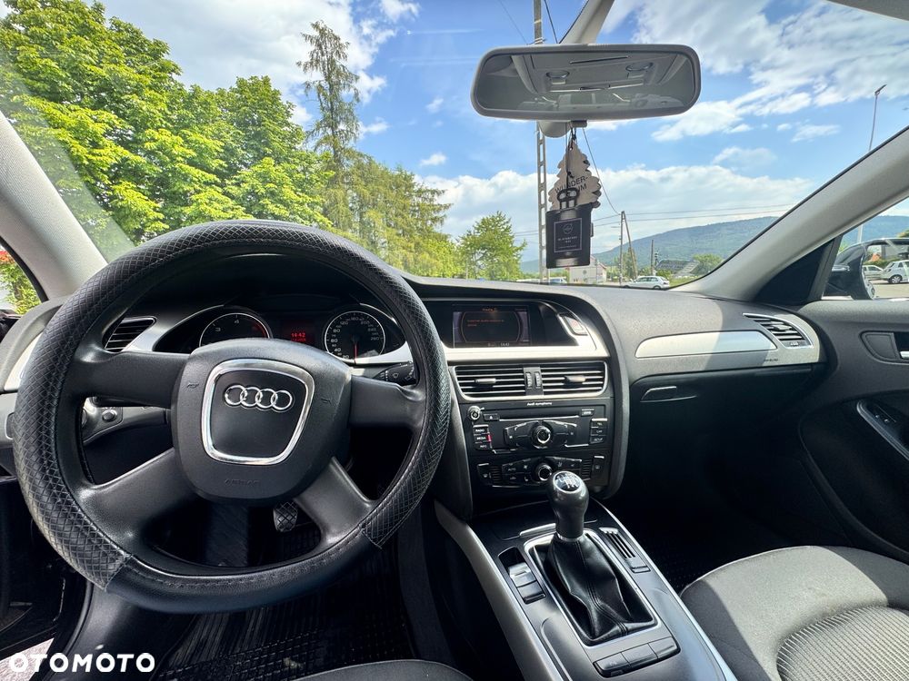 Audi A4 Avant - 11