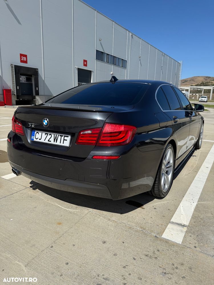 BMW Seria 5 525d Aut. - 8