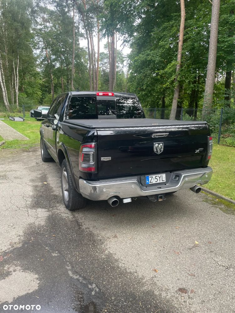 RAM 1500 5.7 Crew Cab Laramie - 3