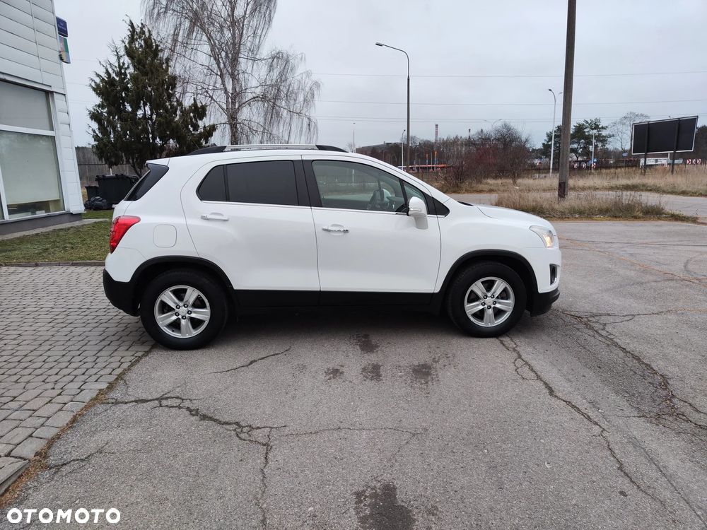 Chevrolet Trax 1.6 LS - 4