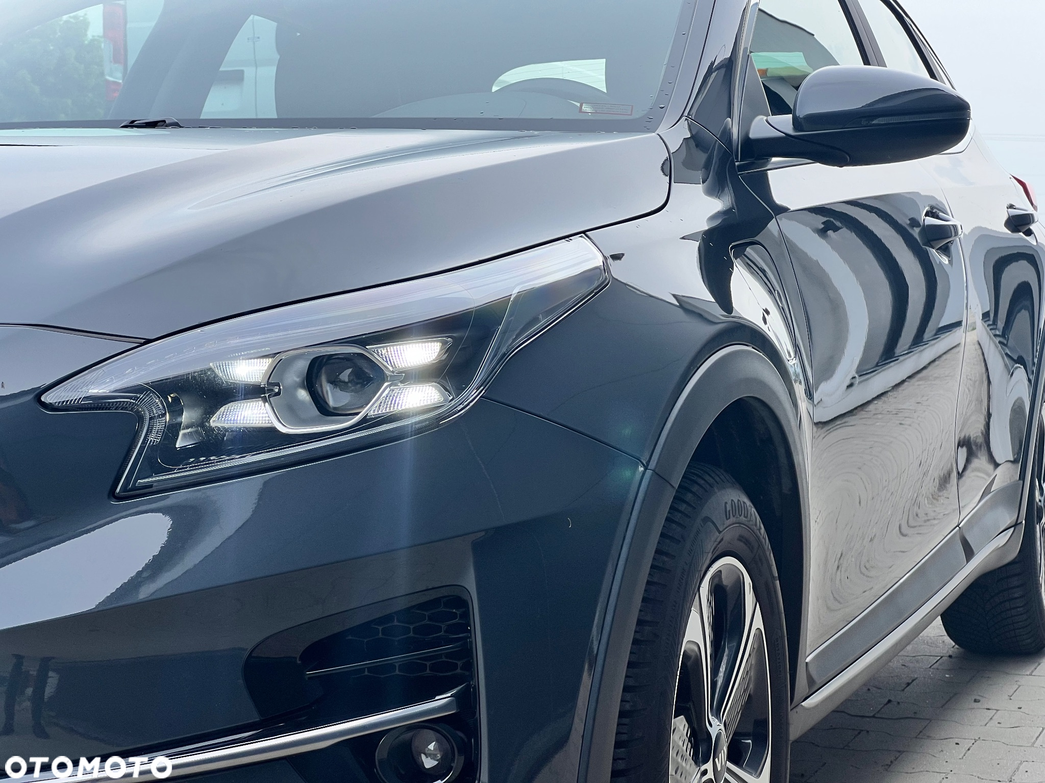 Kia XCeed - 9