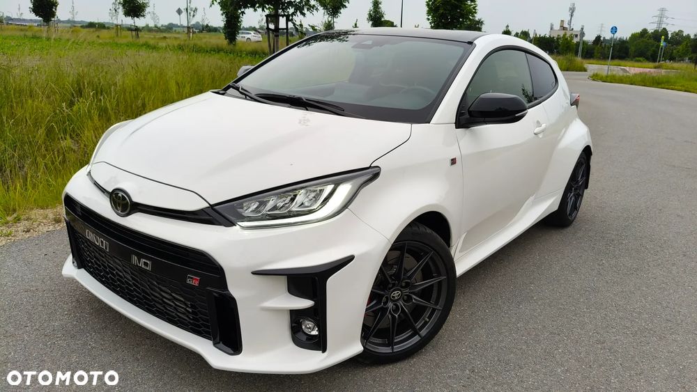 Toyota Yaris GR 1.6 Dynamic - 1