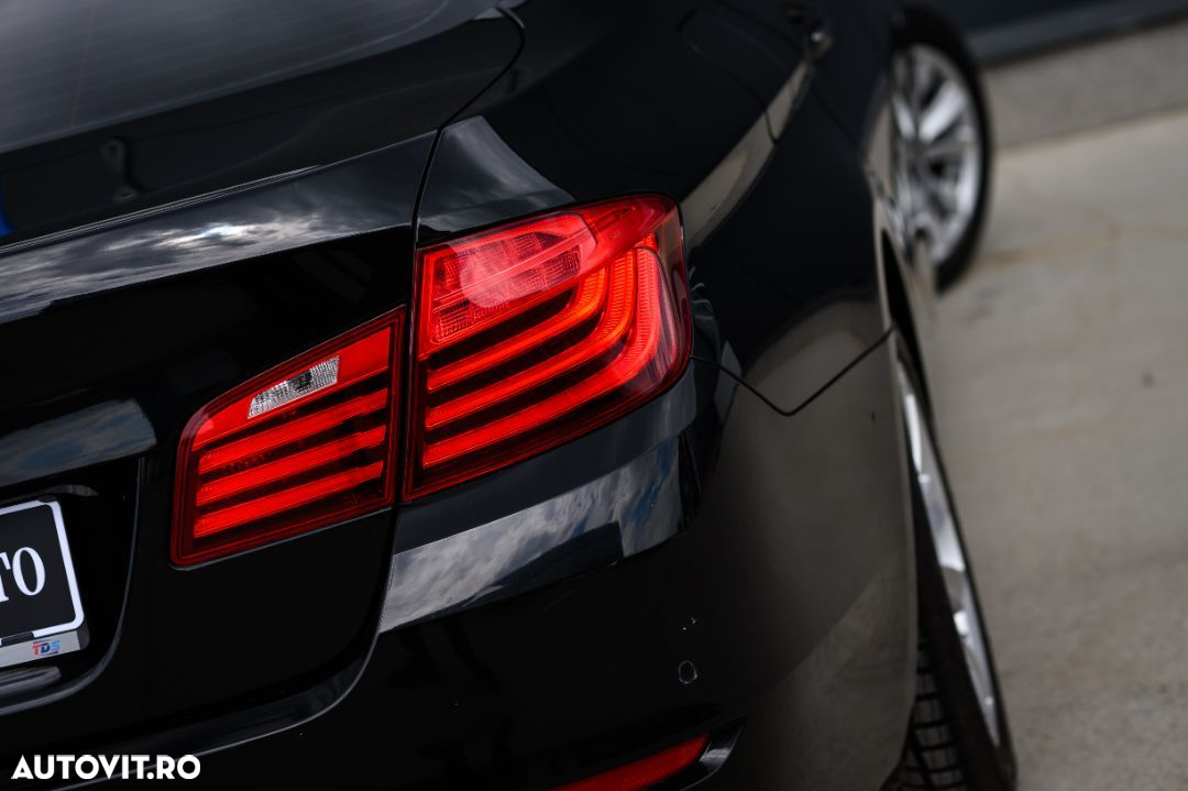 BMW Seria 5 520d AT - 6
