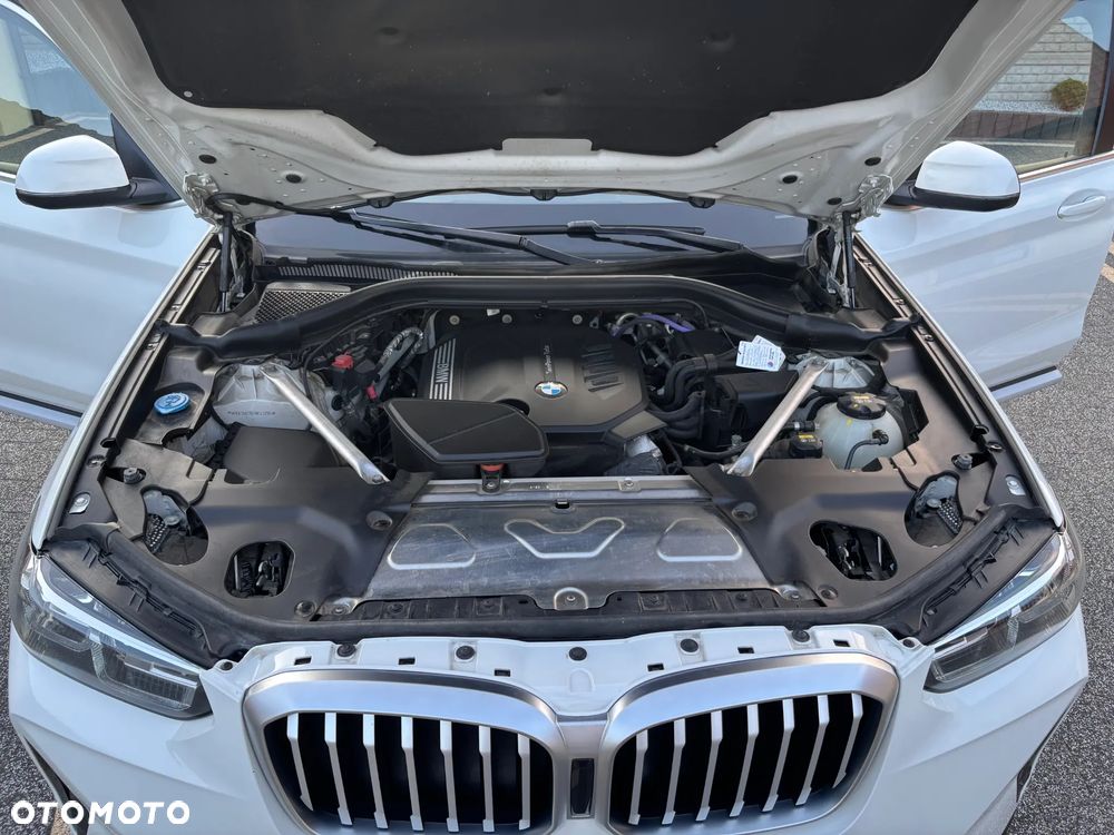 BMW X3 xDrive20d - 25