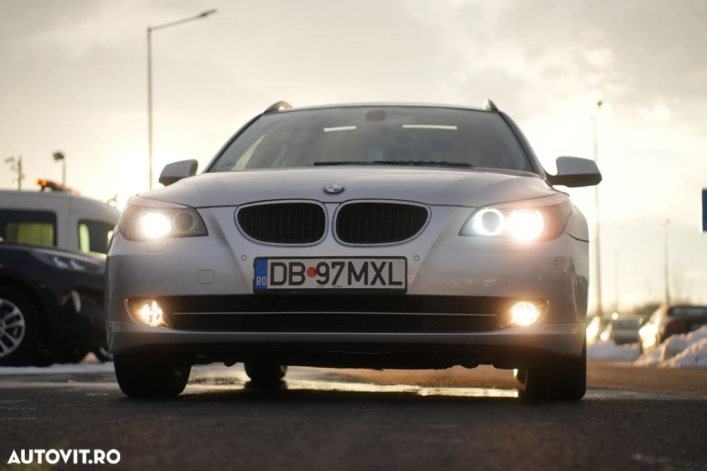 BMW Seria 5 520d Aut. Special Edition - 2