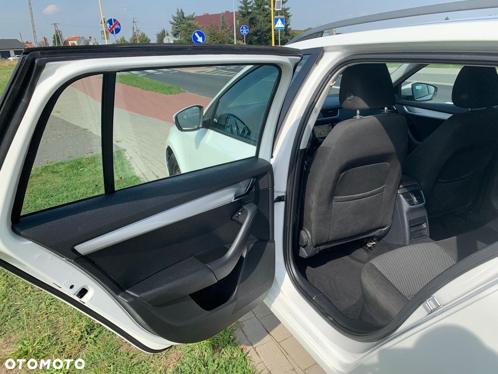 Skoda Octavia 1.6 TDI Active - 14