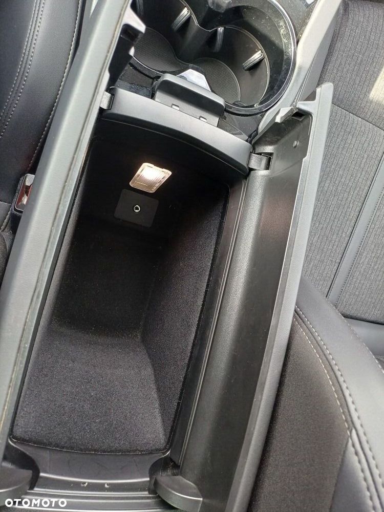 Peugeot 508 1.5 BlueHDi Allure Pack S&S EAT8 - 29