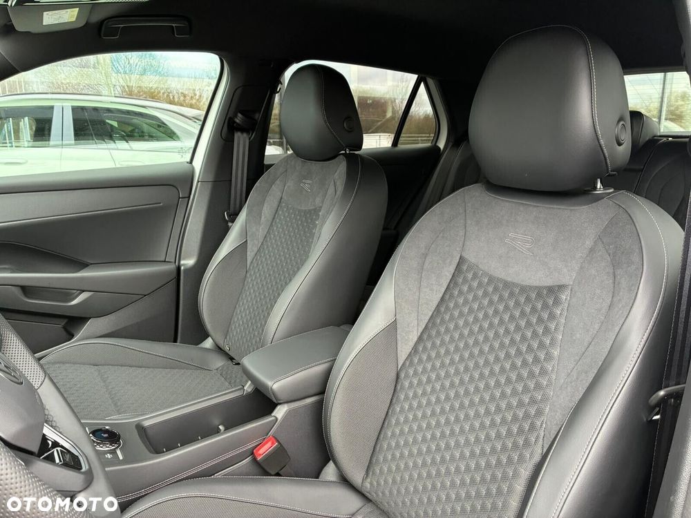 Volkswagen T-Roc - 7