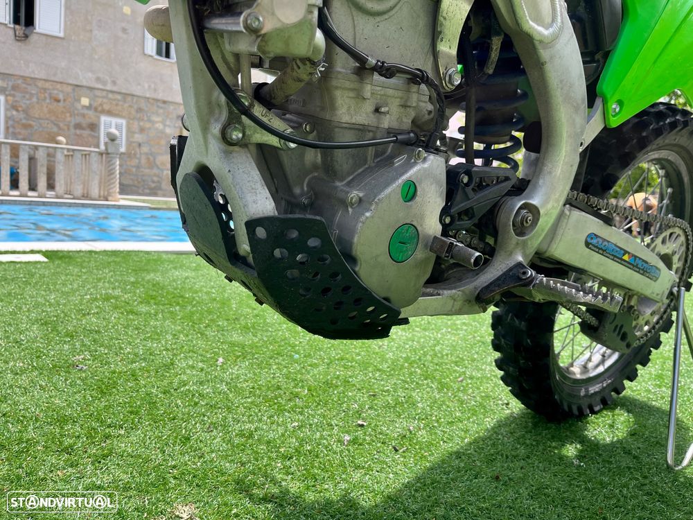 Kawasaki KX 250 F - 13