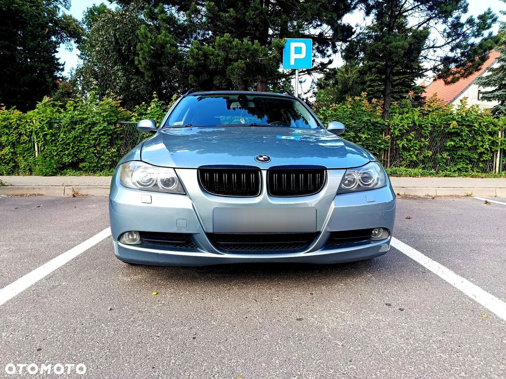 BMW Seria 3 318d - 4