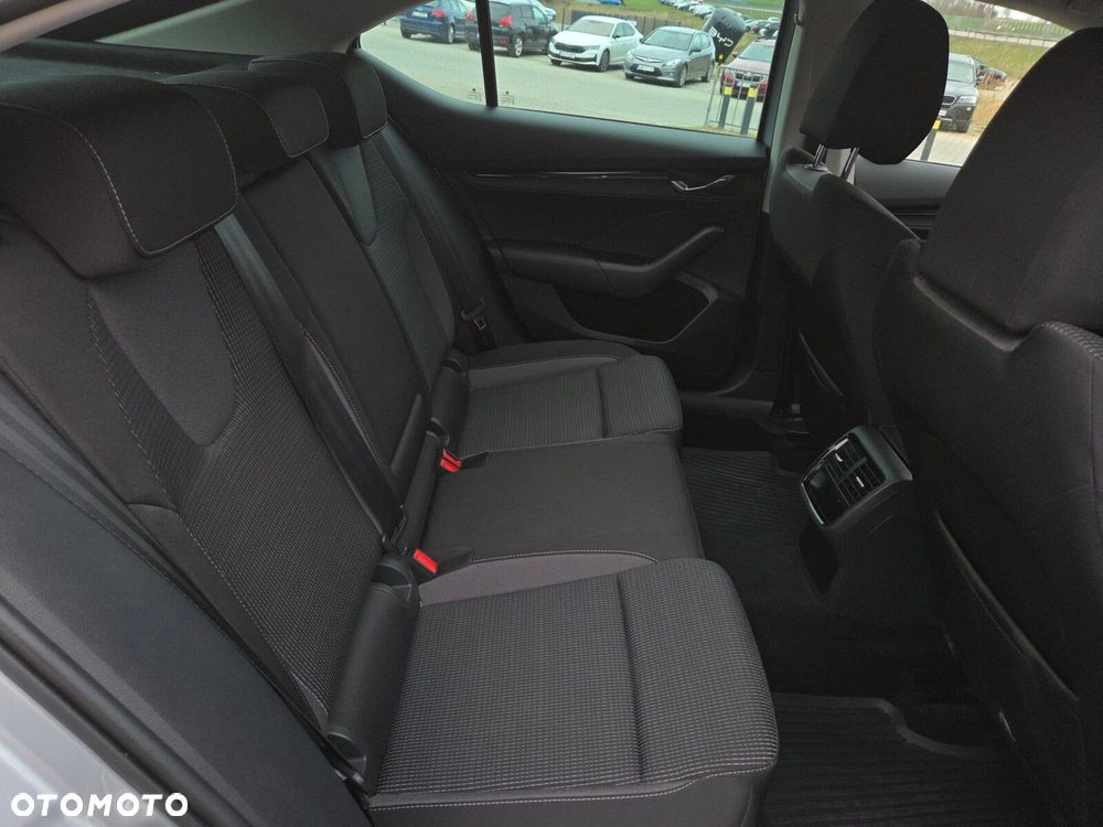 Skoda Octavia 1.5 TSI ACT Ambition - 5