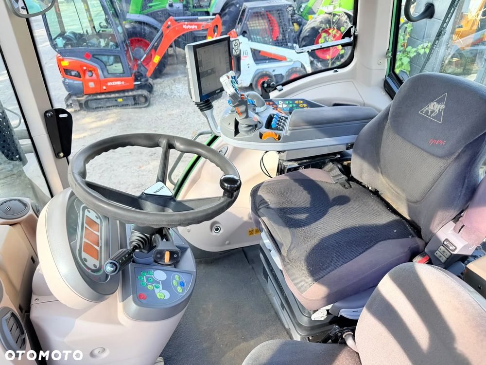 Fendt 828 Vario Profi Plus - 25