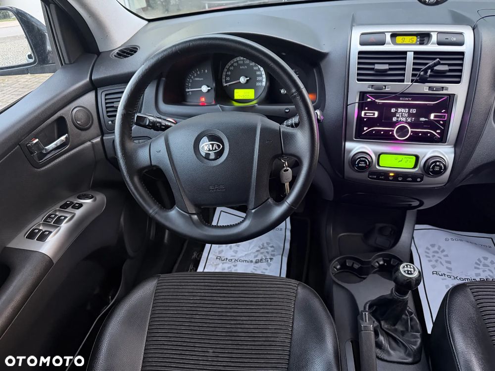 Kia Sportage 2.0 Expedition + - 17