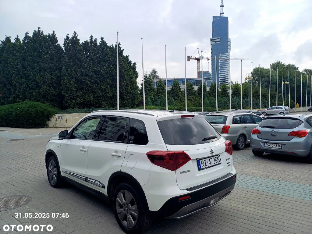 Suzuki Vitara 1.4 Boosterjet Hybrid Comfort+ - 21