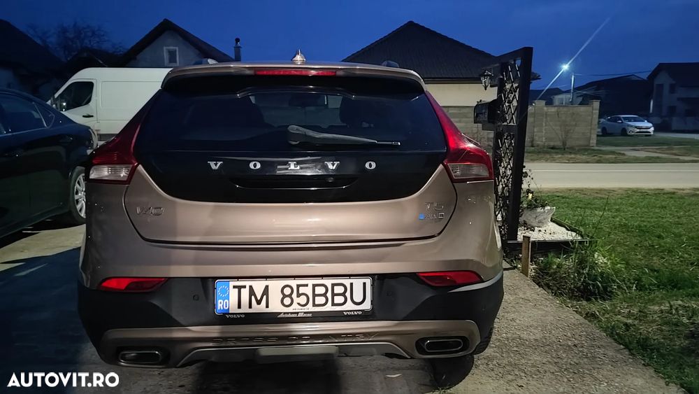 Volvo V40 T5AWD Aut Summum - 4