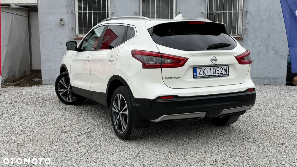 Nissan Qashqai 1.2 DIG-T N-Connecta EU6 - 16