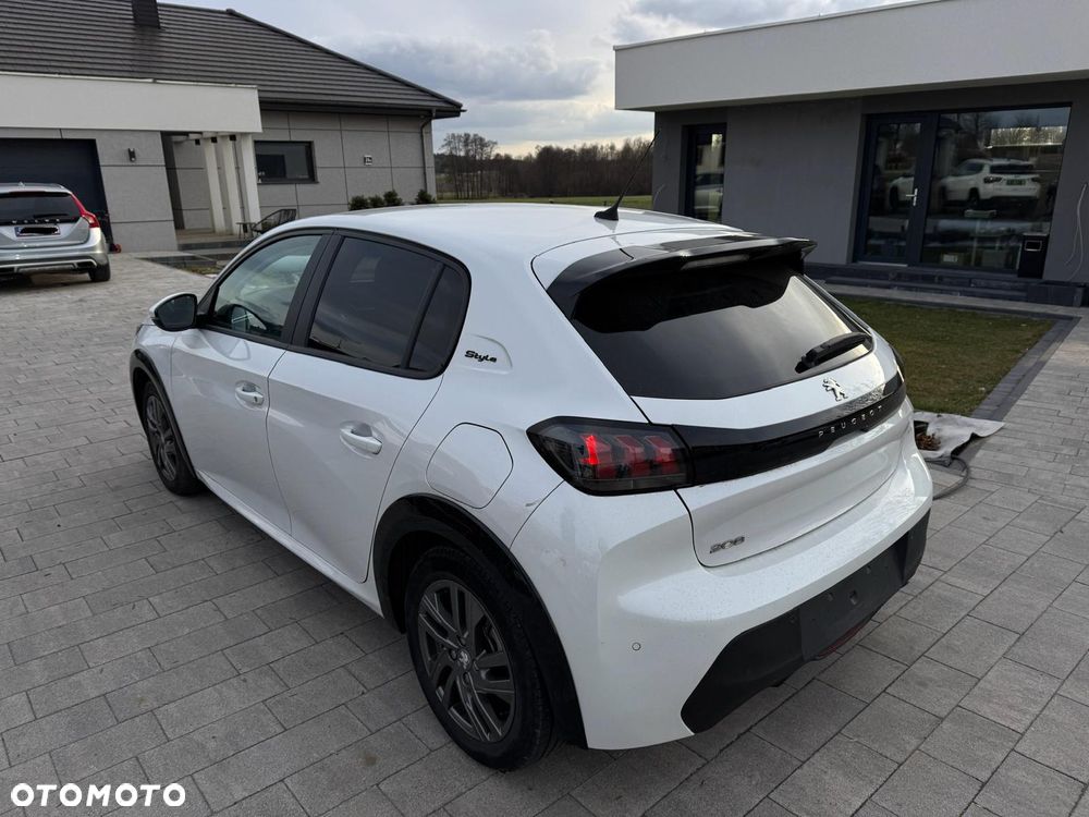 Peugeot 208 PureTech 100 EAT8 GT - 6