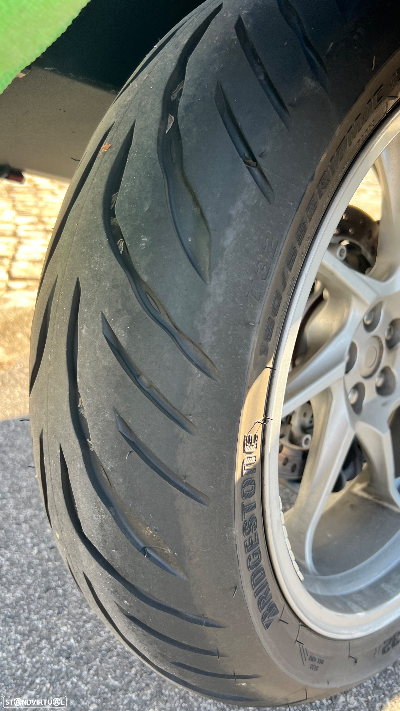 Honda VFR VFR 1200 F - 16