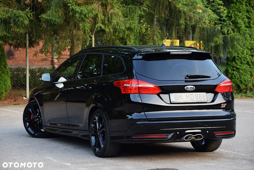 Ford Focus 2.0 TDCi ST-2 - 11