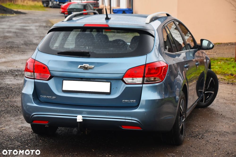 Chevrolet Cruze - 36