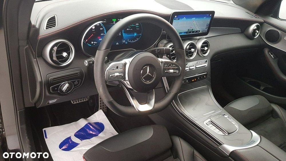 Mercedes-Benz GLC - 19