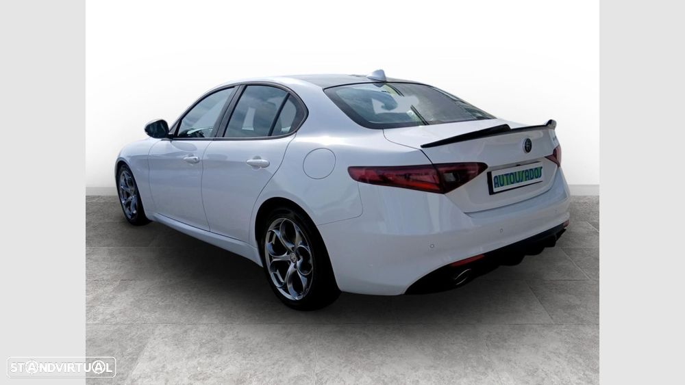 Alfa Romeo Giulia 2.2 D Super - 5