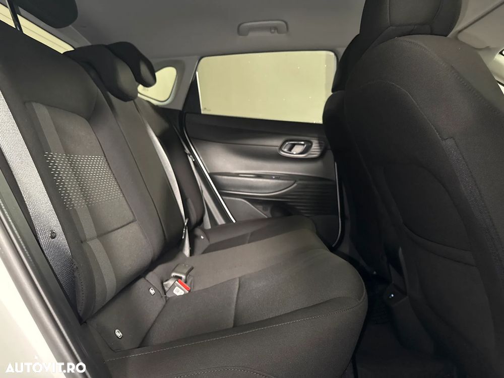 Hyundai i20 - 13