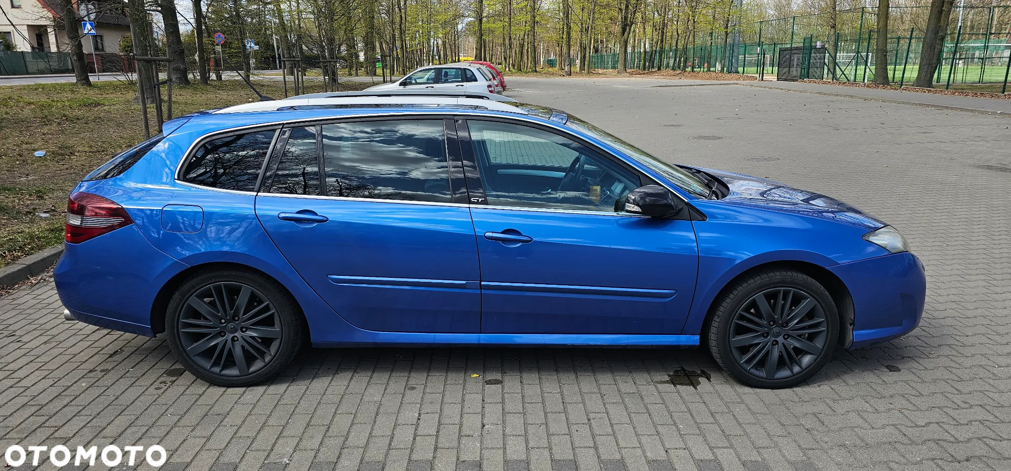 Renault Laguna Grandtour 2.0 dCi FAP GT - 4