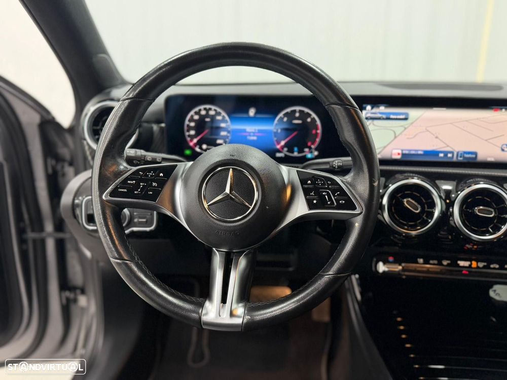 Mercedes-Benz A 180 d Progressive Aut. - 9