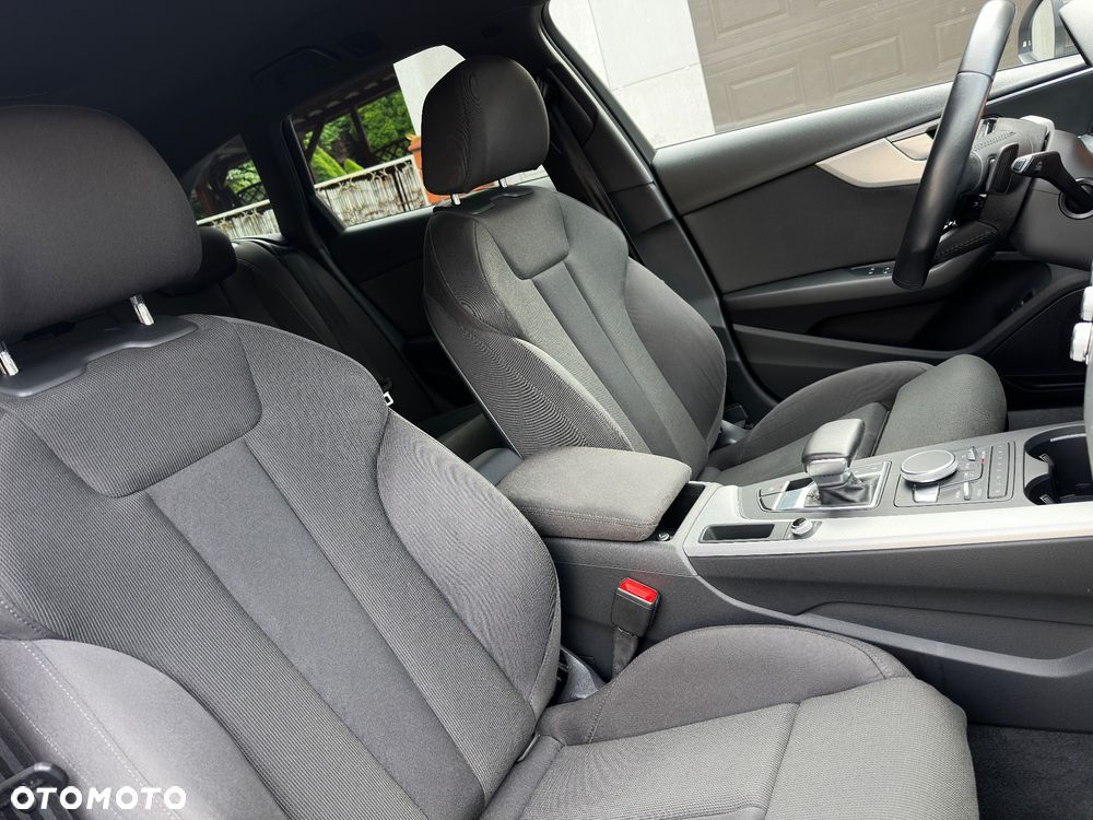 Audi A4 Avant 2.0 TFSI ultra S tronic sport - 16