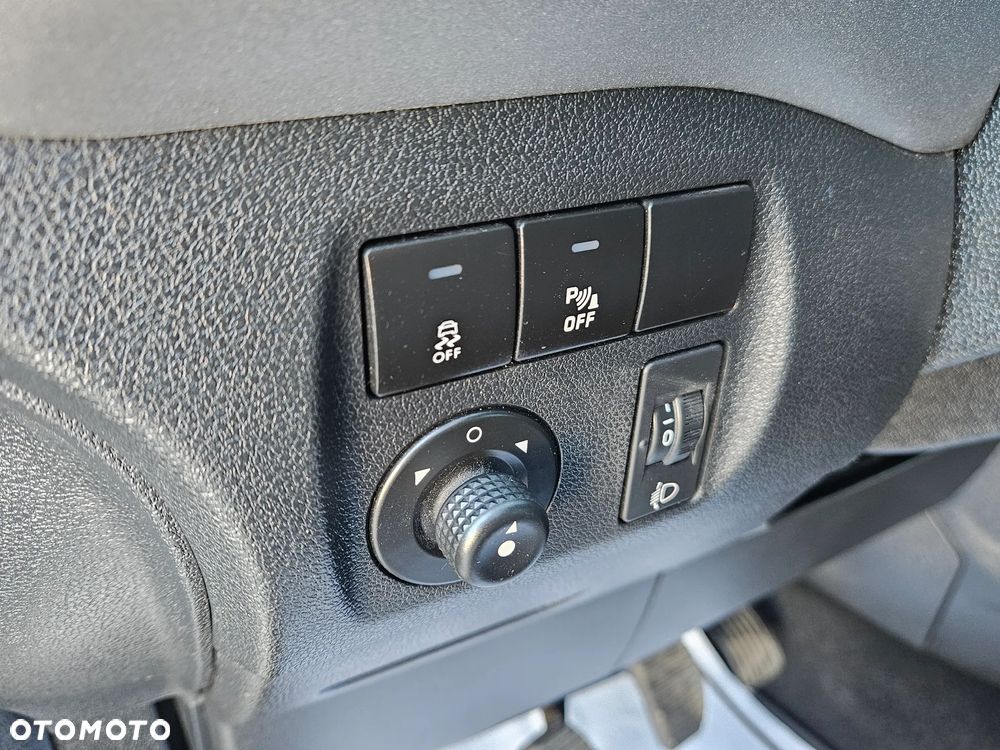 Peugeot Partner BlueHDi 100 Stop&Start Active - 20
