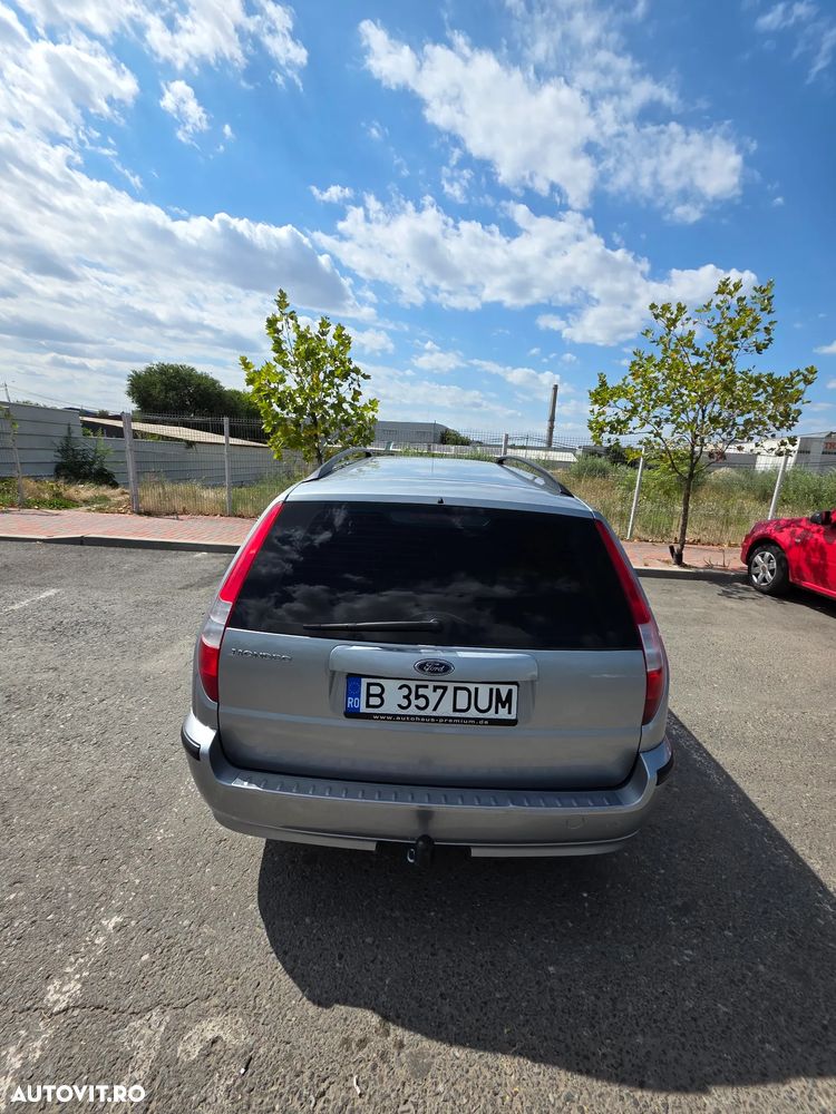 Ford Mondeo Wagon 1.8 Trend - 22