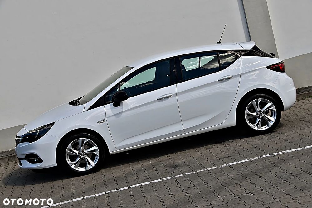 Opel Astra 1.2 T GS Line S&S - 6