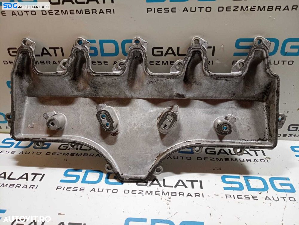 Capac Culbutori Volvo XC70 2.4 D 2000 - 2007 Cod 08692397 [M7505] - 3
