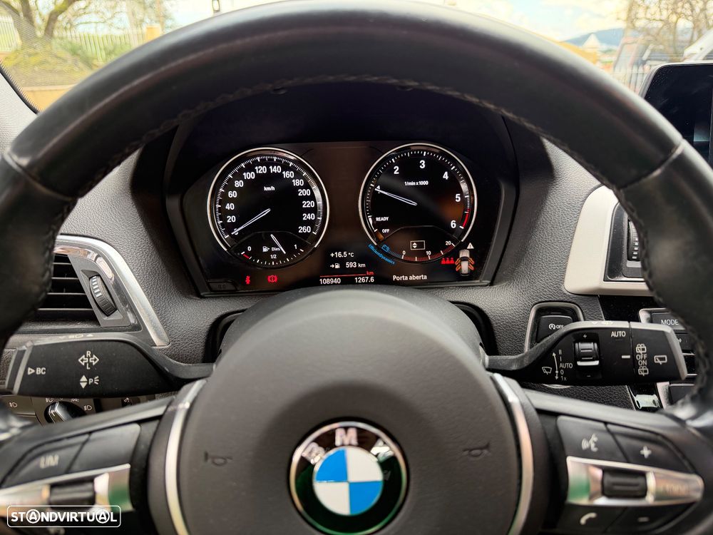 BMW 116 d Pack M - 23