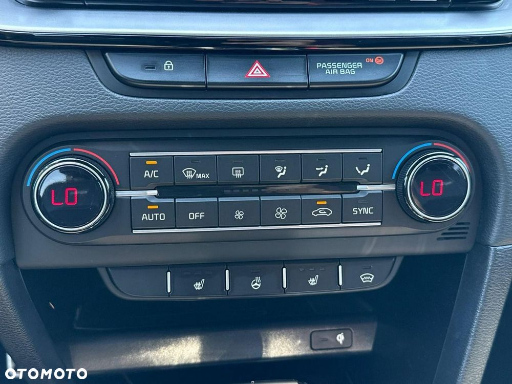 Kia ProCeed 1.5 T-GDI DCT7 OPF GT LINE - 32