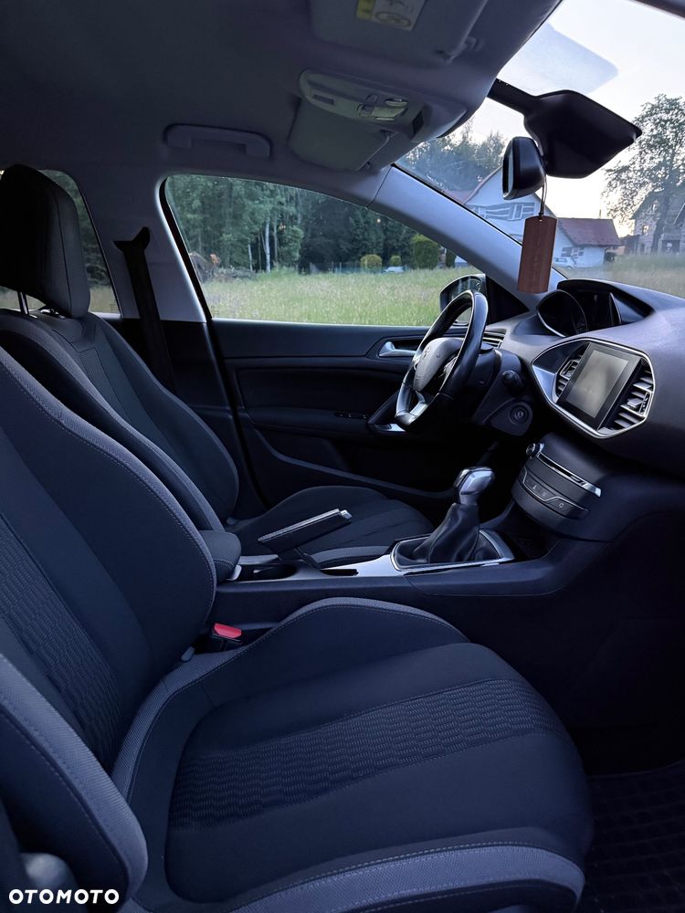 Peugeot 308 - 11