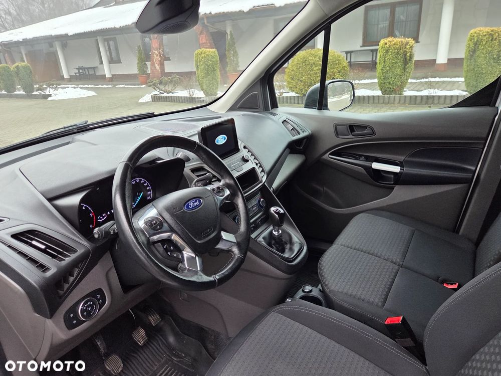 Ford Transit Connect - 19