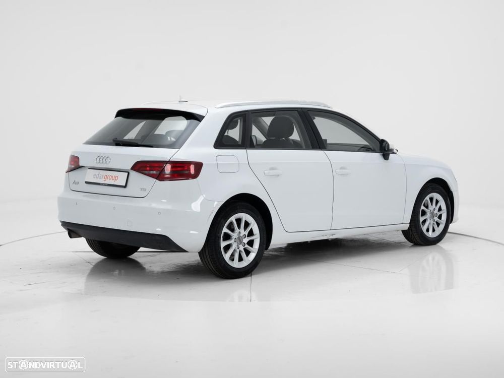 Audi A3 Sportback - 4